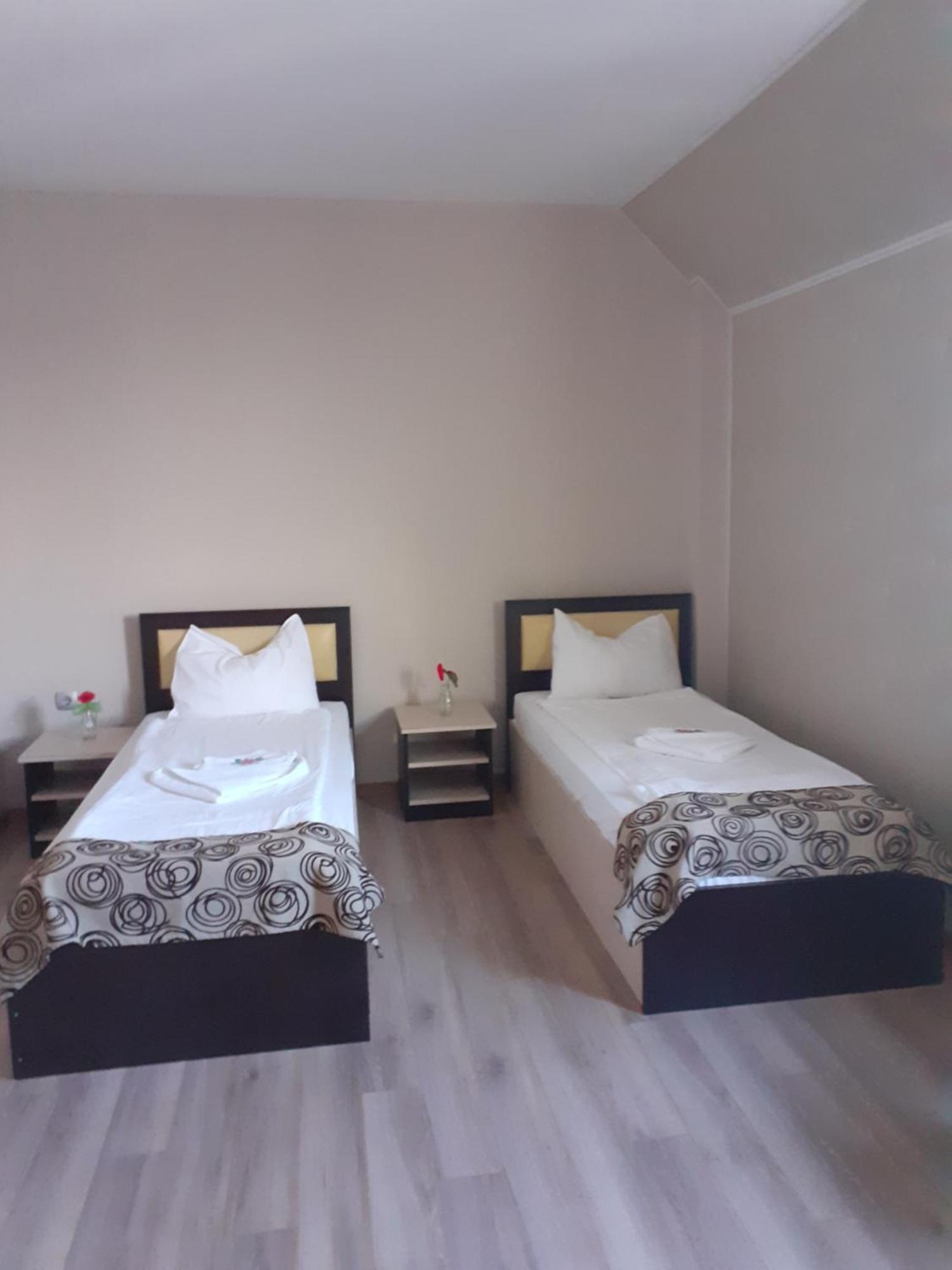 Alexander Hotel Асеновград Экстерьер фото
